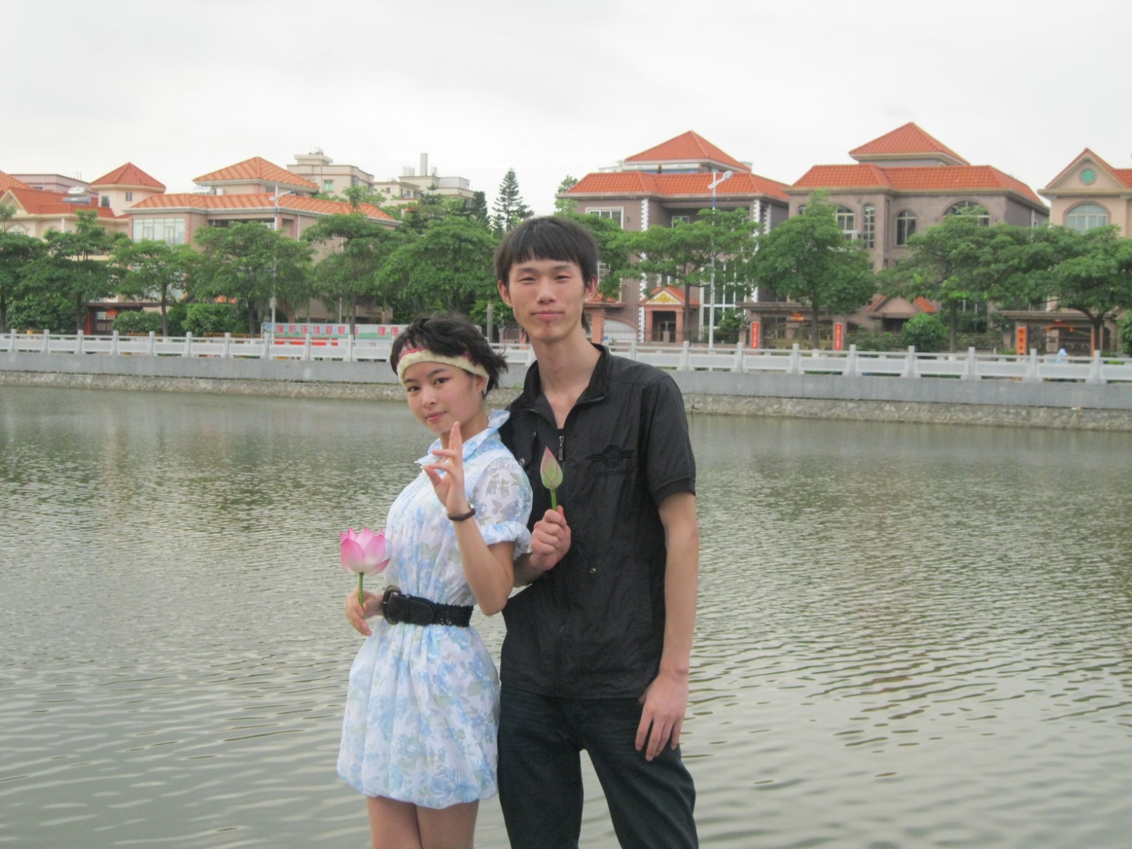 模具女生 模具女生