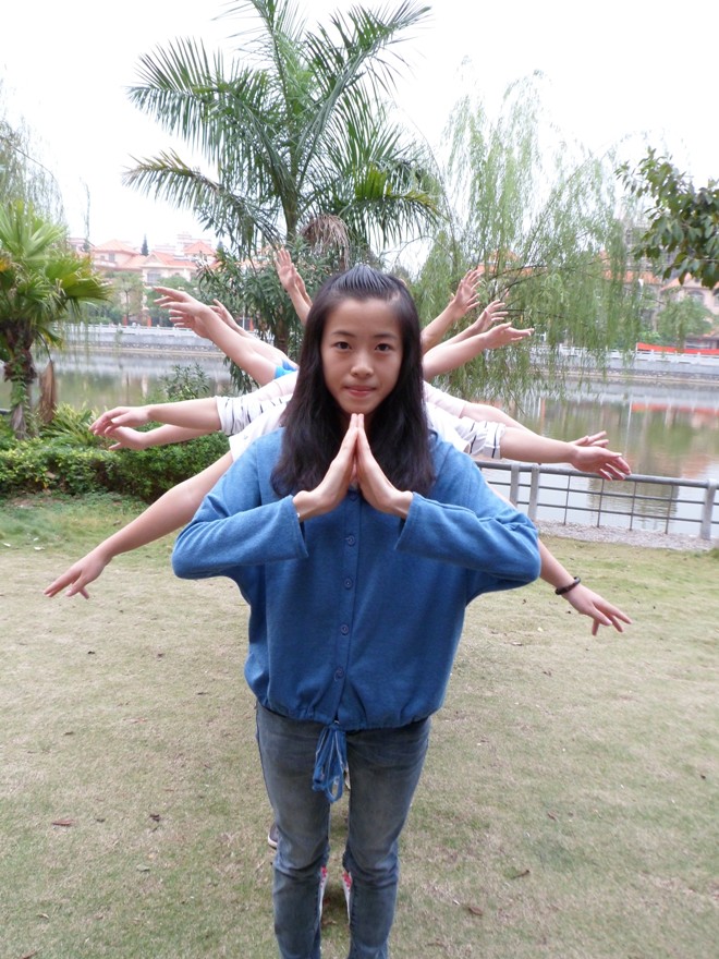 模具女生 模具女生