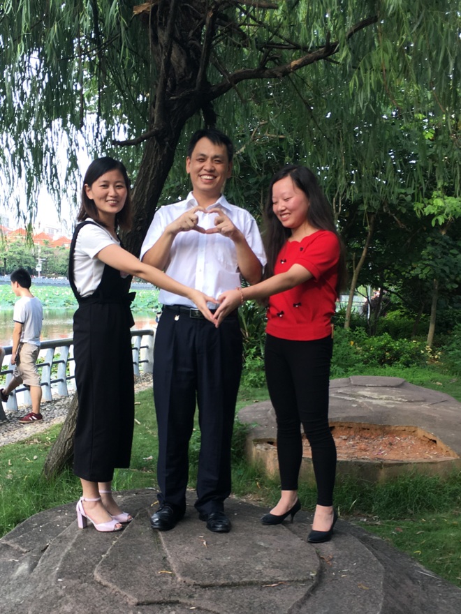 模具女生 模具女生