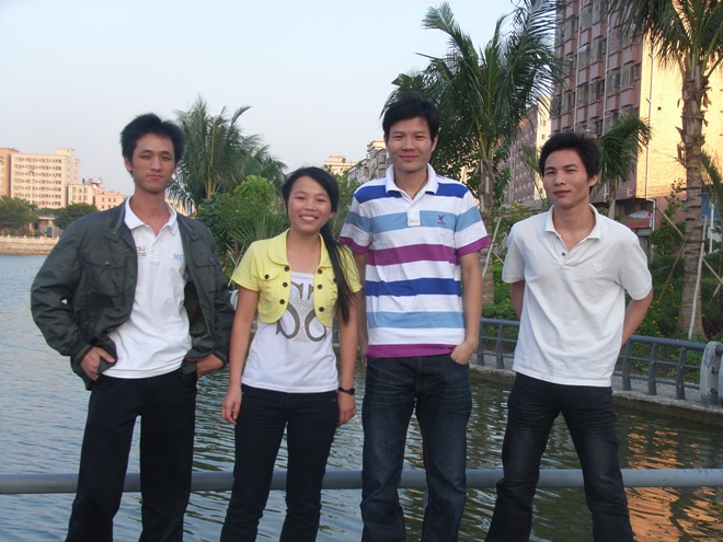 模具女生 模具女生